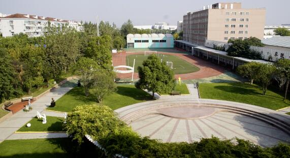 上海金苹果学校国际部8.jpg