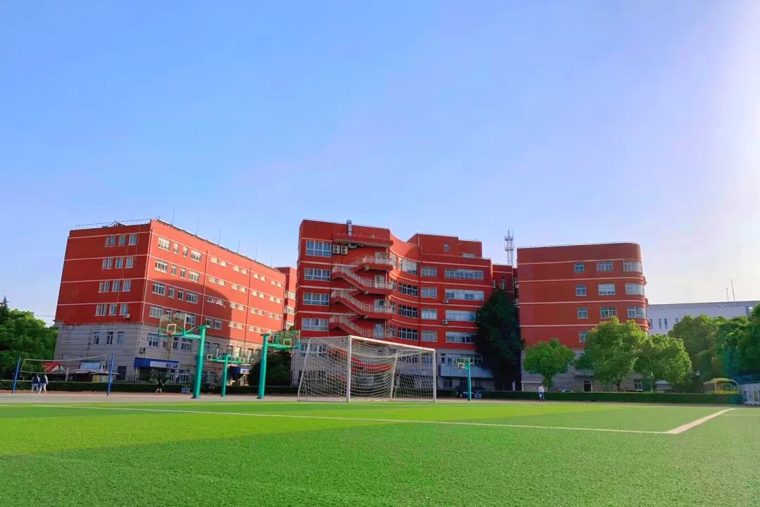 闵行汇点高中4.jpg