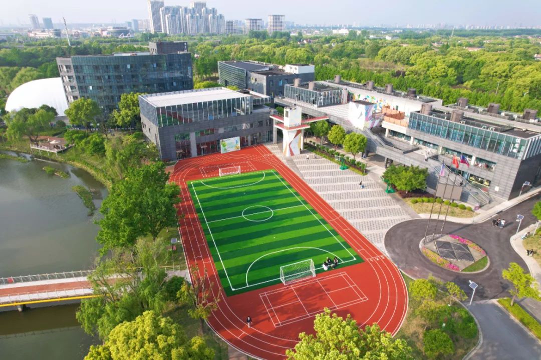 上海林国荣学校